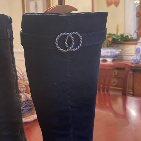 Life Stride Soft System Daring Boot With pewter Decorative piece on side calf. - Picture 6 of 11